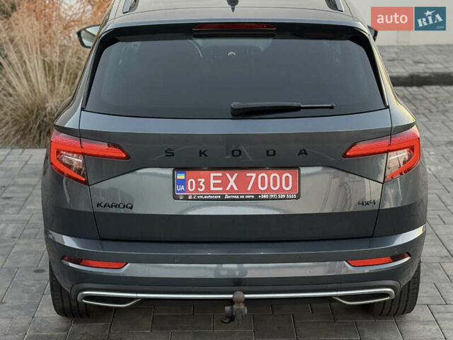 Серый Шкода Karoq, объемом двигателя 2 л и пробегом 165 тыс. км за 31300 $, фото 28 на Automoto.ua