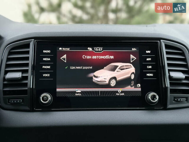 Серый Шкода Karoq, объемом двигателя 2 л и пробегом 165 тыс. км за 31300 $, фото 75 на Automoto.ua