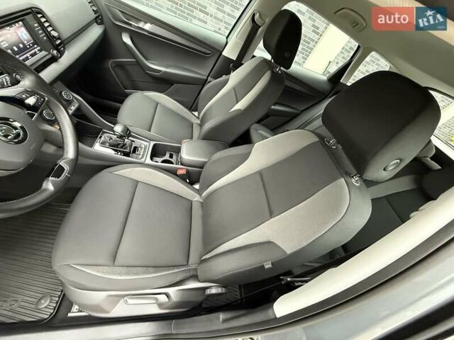 Серый Шкода Karoq, объемом двигателя 1.4 л и пробегом 47 тыс. км за 21800 $, фото 40 на Automoto.ua