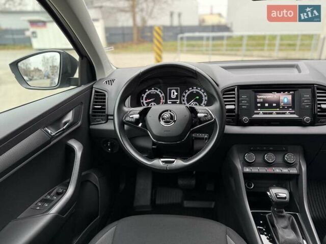 Серый Шкода Karoq, объемом двигателя 1.4 л и пробегом 47 тыс. км за 21800 $, фото 71 на Automoto.ua