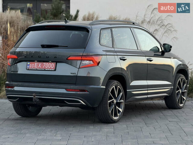 Серый Шкода Karoq, объемом двигателя 2 л и пробегом 165 тыс. км за 31300 $, фото 6 на Automoto.ua