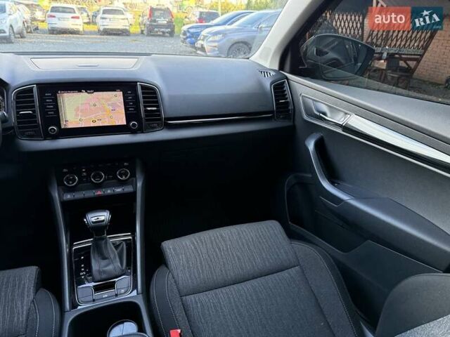 Серый Шкода Karoq, объемом двигателя 1.4 л и пробегом 97 тыс. км за 21950 $, фото 58 на Automoto.ua