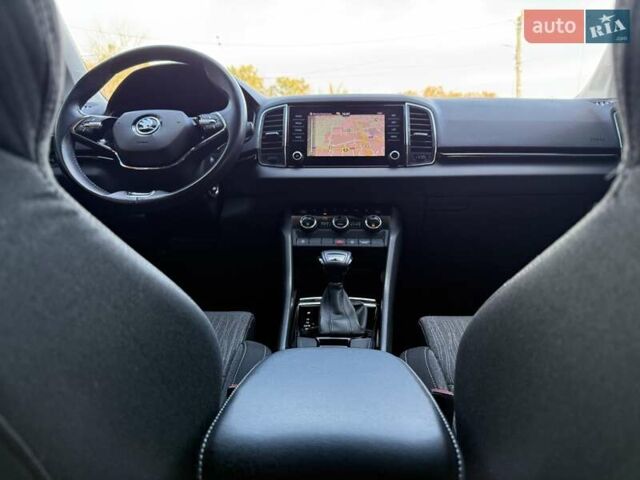 Серый Шкода Karoq, объемом двигателя 1.4 л и пробегом 97 тыс. км за 21950 $, фото 59 на Automoto.ua