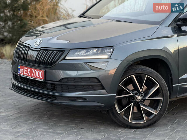 Серый Шкода Karoq, объемом двигателя 2 л и пробегом 165 тыс. км за 31300 $, фото 18 на Automoto.ua