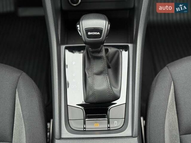 Серый Шкода Karoq, объемом двигателя 1.4 л и пробегом 47 тыс. км за 21800 $, фото 68 на Automoto.ua
