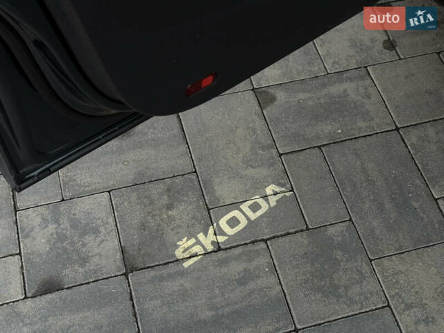 Серый Шкода Karoq, объемом двигателя 2 л и пробегом 165 тыс. км за 31300 $, фото 61 на Automoto.ua