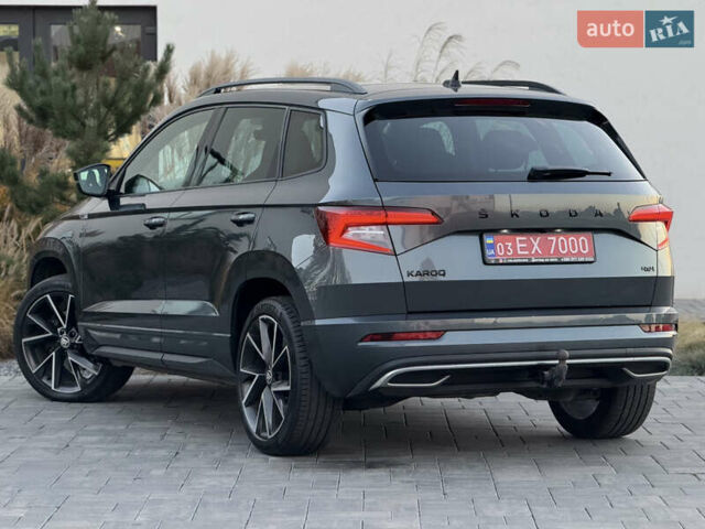 Серый Шкода Karoq, объемом двигателя 2 л и пробегом 165 тыс. км за 31300 $, фото 1 на Automoto.ua