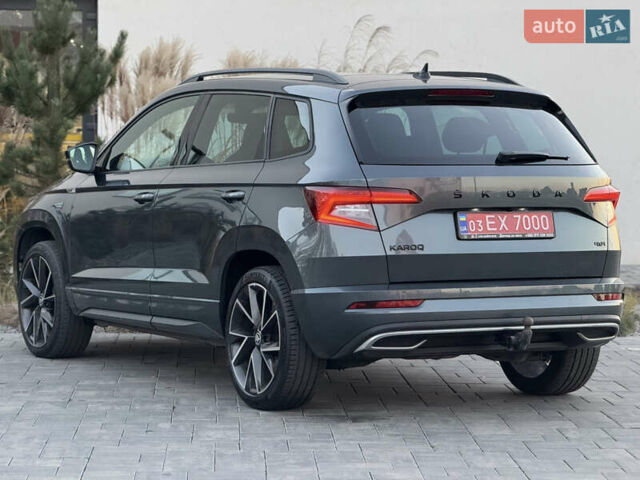 Серый Шкода Karoq, объемом двигателя 2 л и пробегом 165 тыс. км за 31300 $, фото 4 на Automoto.ua