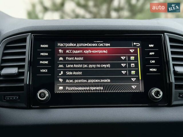 Серый Шкода Karoq, объемом двигателя 2 л и пробегом 165 тыс. км за 31300 $, фото 83 на Automoto.ua