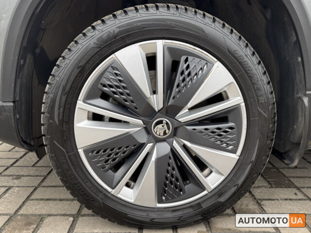 Серый Шкода Karoq, объемом двигателя 1.4 л и пробегом 45 тыс. км за 25900 $, фото 19 на Automoto.ua