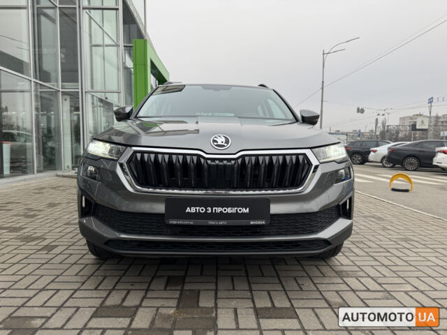 Серый Шкода Karoq, объемом двигателя 1.4 л и пробегом 45 тыс. км за 25900 $, фото 4 на Automoto.ua