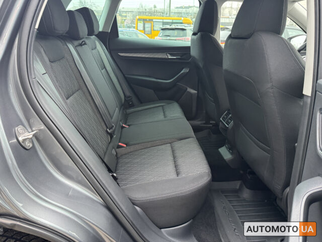 Серый Шкода Karoq, объемом двигателя 1.4 л и пробегом 45 тыс. км за 25900 $, фото 16 на Automoto.ua