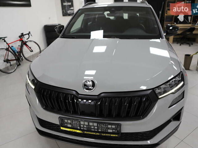 Сірий Шкода Karoq, об'ємом двигуна 1.97 л та пробігом 29 тис. км за 32900 $, фото 12 на Automoto.ua
