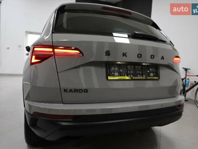 Сірий Шкода Karoq, об'ємом двигуна 1.97 л та пробігом 29 тис. км за 32900 $, фото 44 на Automoto.ua