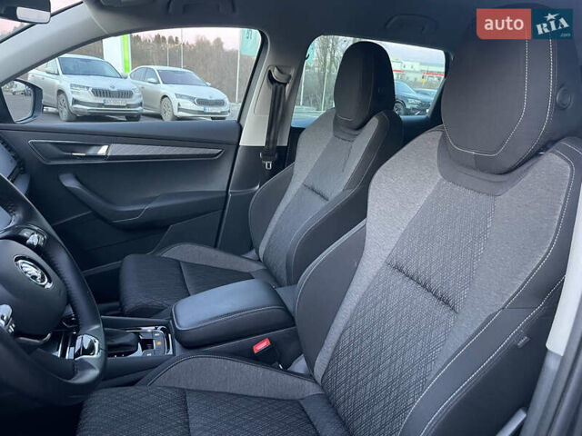 Сірий Шкода Karoq, об'ємом двигуна 1.4 л та пробігом 30 тис. км за 26900 $, фото 26 на Automoto.ua