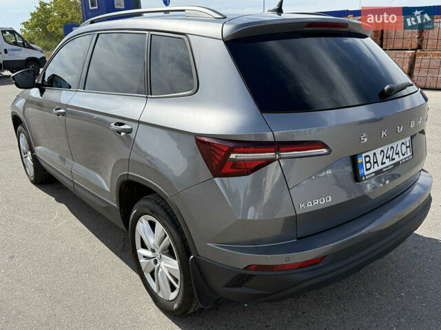 Сірий Шкода Karoq, об'ємом двигуна 1.4 л та пробігом 31 тис. км за 28500 $, фото 4 на Automoto.ua