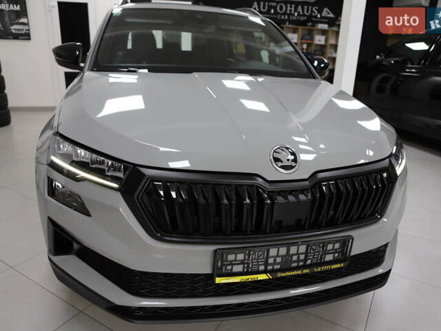Сірий Шкода Karoq, об'ємом двигуна 1.97 л та пробігом 29 тис. км за 32900 $, фото 24 на Automoto.ua