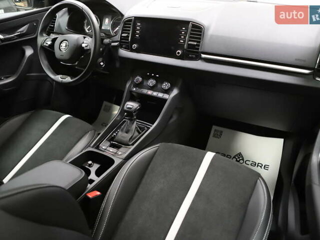 Сірий Шкода Karoq, об'ємом двигуна 1.97 л та пробігом 29 тис. км за 32900 $, фото 79 на Automoto.ua