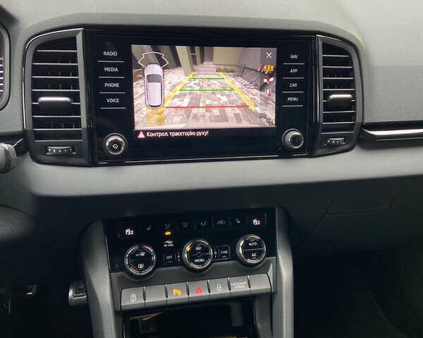 Серый Шкода Karoq, объемом двигателя 1.4 л и пробегом 28 тыс. км за 34700 $, фото 18 на Automoto.ua