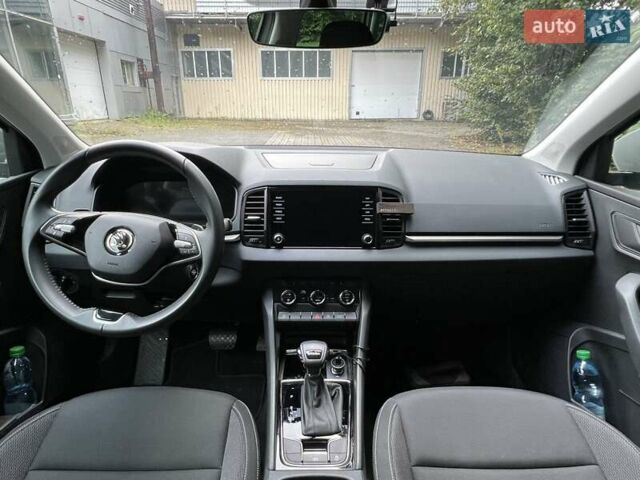 Сірий Шкода Karoq, об'ємом двигуна 1.4 л та пробігом 12 тис. км за 28000 $, фото 1 на Automoto.ua