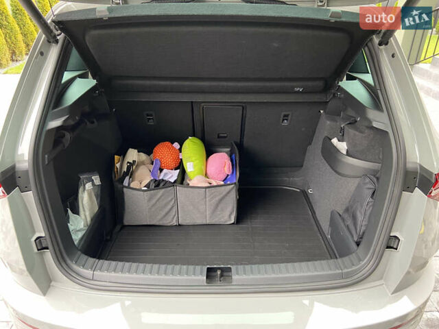 Серый Шкода Karoq, объемом двигателя 1.4 л и пробегом 28 тыс. км за 34700 $, фото 4 на Automoto.ua