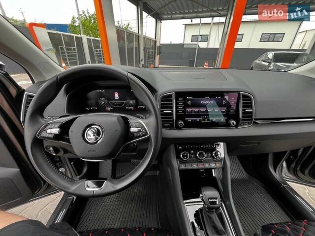 Серый Шкода Karoq, объемом двигателя 1.4 л и пробегом 28 тыс. км за 28500 $, фото 3 на Automoto.ua