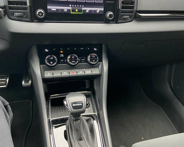 Серый Шкода Karoq, объемом двигателя 1.4 л и пробегом 28 тыс. км за 34700 $, фото 16 на Automoto.ua