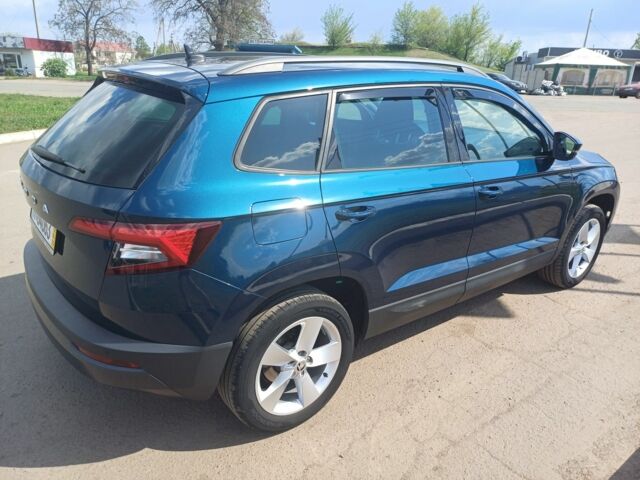 Синий Шкода Karoq, объемом двигателя 1.6 л и пробегом 150 тыс. км за 22000 $, фото 1 на Automoto.ua