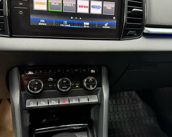 Синій Шкода Karoq, об'ємом двигуна 2 л та пробігом 110 тис. км за 26000 $, фото 9 на Automoto.ua