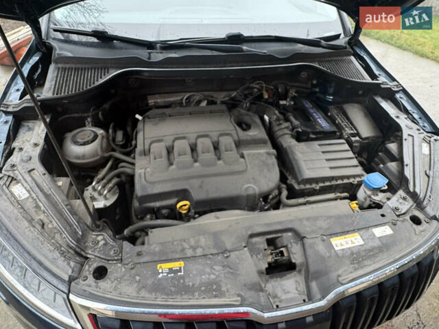 Синій Шкода Karoq, об'ємом двигуна 1.97 л та пробігом 72 тис. км за 31200 $, фото 12 на Automoto.ua