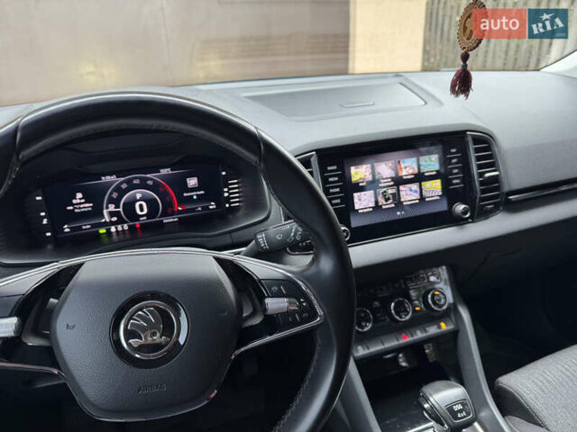Синій Шкода Karoq, об'ємом двигуна 1.97 л та пробігом 72 тис. км за 31200 $, фото 23 на Automoto.ua