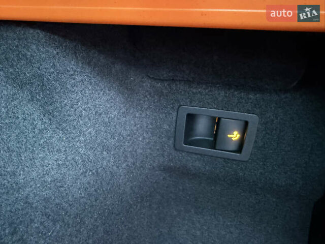 Синій Шкода Karoq, об'ємом двигуна 2 л та пробігом 110 тис. км за 26000 $, фото 26 на Automoto.ua