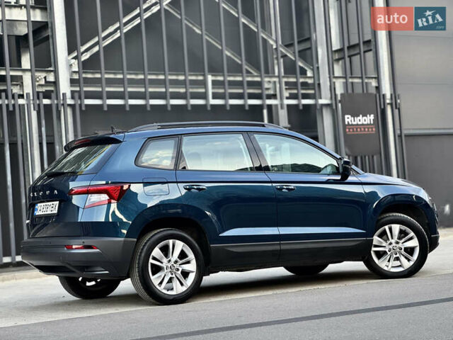 Синий Шкода Karoq, объемом двигателя 1.4 л и пробегом 58 тыс. км за 23950 $, фото 2 на Automoto.ua