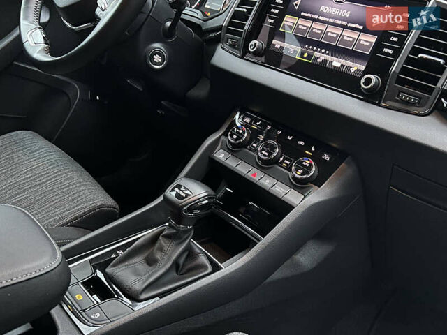 Синий Шкода Karoq, объемом двигателя 1.4 л и пробегом 57 тыс. км за 23999 $, фото 11 на Automoto.ua