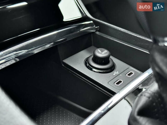 Синий Шкода Karoq, объемом двигателя 1.4 л и пробегом 19 тыс. км за 23999 $, фото 43 на Automoto.ua