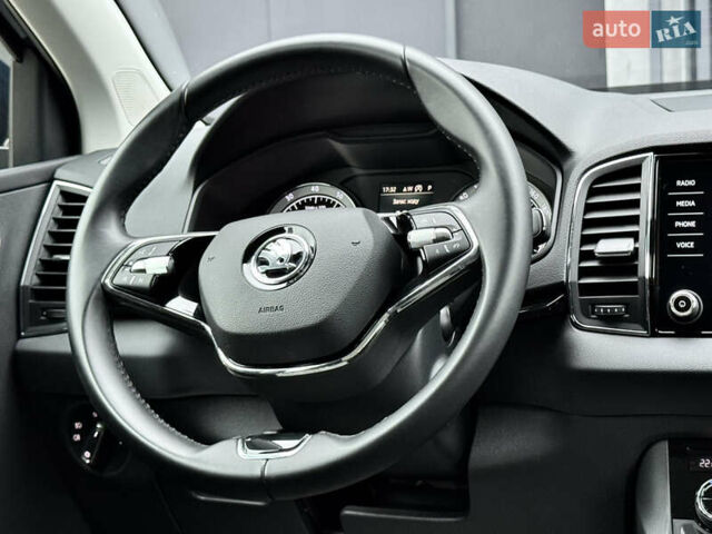 Синий Шкода Karoq, объемом двигателя 1.4 л и пробегом 19 тыс. км за 23999 $, фото 34 на Automoto.ua