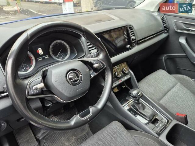 Синий Шкода Karoq, объемом двигателя 1.4 л и пробегом 115 тыс. км за 20500 $, фото 22 на Automoto.ua