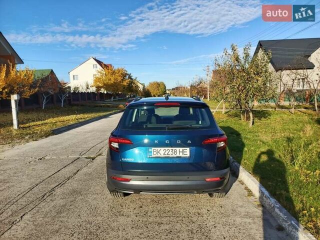Синий Шкода Karoq, объемом двигателя 1.4 л и пробегом 21 тыс. км за 25300 $, фото 4 на Automoto.ua