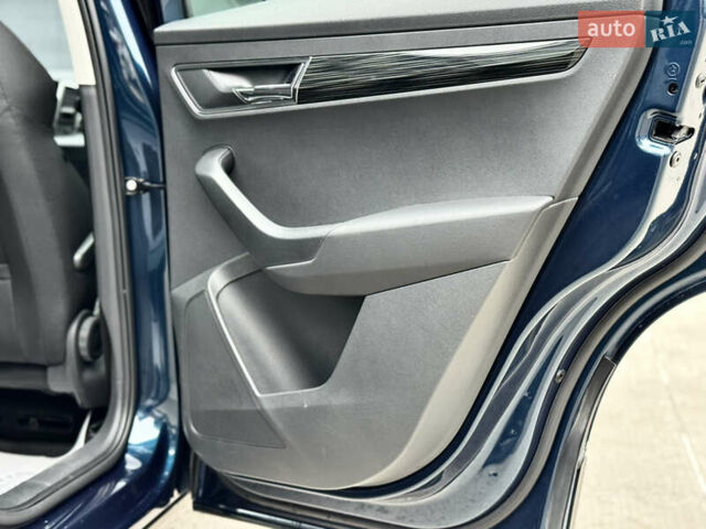 Синий Шкода Karoq, объемом двигателя 1.4 л и пробегом 19 тыс. км за 23999 $, фото 26 на Automoto.ua