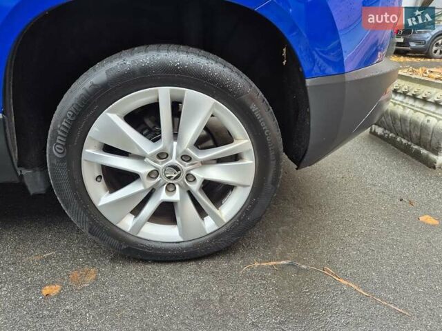 Синий Шкода Karoq, объемом двигателя 1.4 л и пробегом 115 тыс. км за 20500 $, фото 4 на Automoto.ua