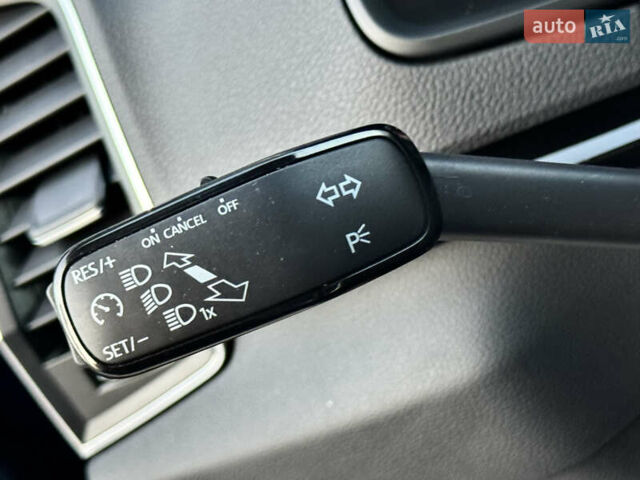 Синий Шкода Karoq, объемом двигателя 1.4 л и пробегом 58 тыс. км за 23950 $, фото 38 на Automoto.ua