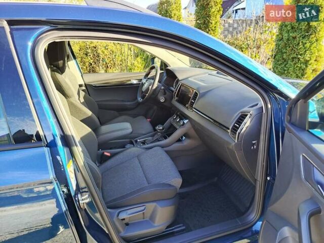 Синий Шкода Karoq, объемом двигателя 1.4 л и пробегом 21 тыс. км за 25300 $, фото 1 на Automoto.ua