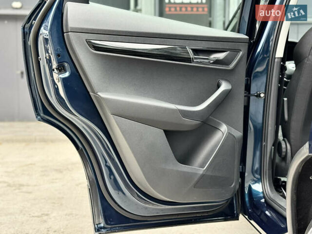 Синий Шкода Karoq, объемом двигателя 1.4 л и пробегом 19 тыс. км за 24950 $, фото 25 на Automoto.ua