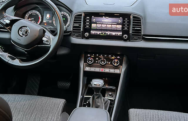 Синий Шкода Karoq, объемом двигателя 1.4 л и пробегом 57 тыс. км за 23999 $, фото 10 на Automoto.ua