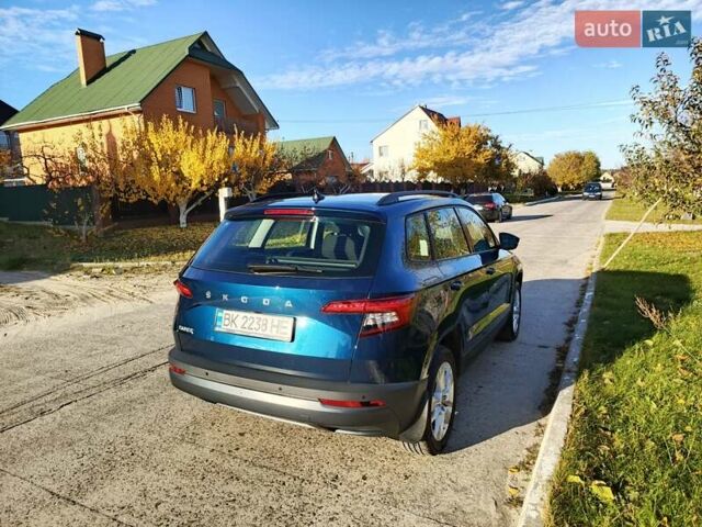 Синий Шкода Karoq, объемом двигателя 1.4 л и пробегом 21 тыс. км за 25300 $, фото 2 на Automoto.ua