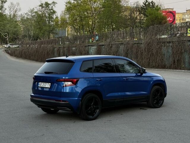 Синий Шкода Karoq, объемом двигателя 1.4 л и пробегом 50 тыс. км за 17500 $, фото 2 на Automoto.ua