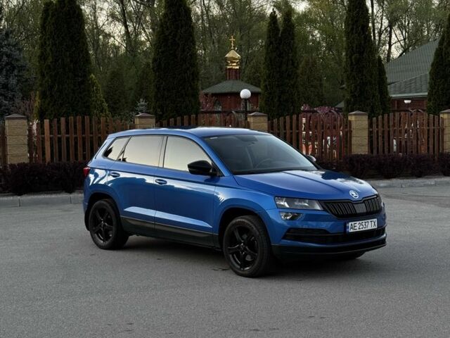 Синий Шкода Karoq, объемом двигателя 1.4 л и пробегом 50 тыс. км за 17500 $, фото 1 на Automoto.ua