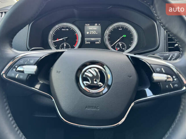 Синій Шкода Karoq, об'ємом двигуна 1.4 л та пробігом 20 тис. км за 28700 $, фото 29 на Automoto.ua