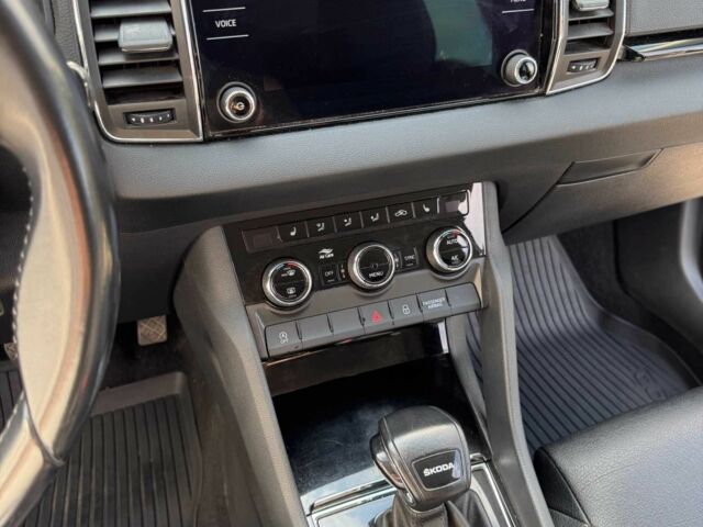 Синий Шкода Karoq, объемом двигателя 1.4 л и пробегом 33 тыс. км за 27200 $, фото 13 на Automoto.ua