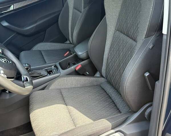 Синий Шкода Karoq, объемом двигателя 1.4 л и пробегом 24 тыс. км за 26400 $, фото 34 на Automoto.ua